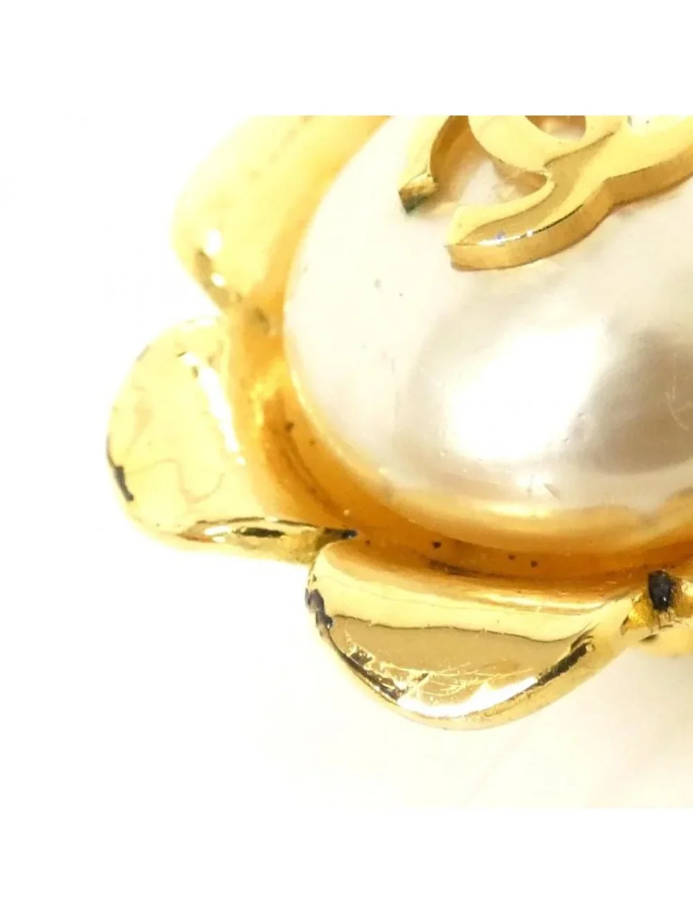Chanel Vintage Earrings Gold